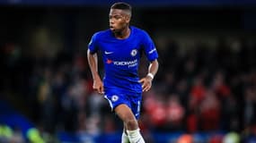 Charly Musonda avec le maillot de Chelsea en 2017