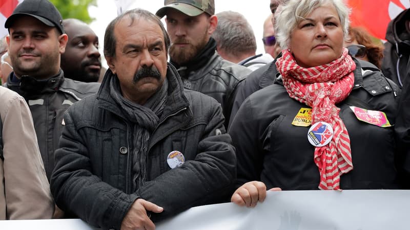 Plus de 30.000 manifestants ont défilé jeudi à Paris contre le projet de loi de réforme de la fonction publique, selon les chiffres de la CGT