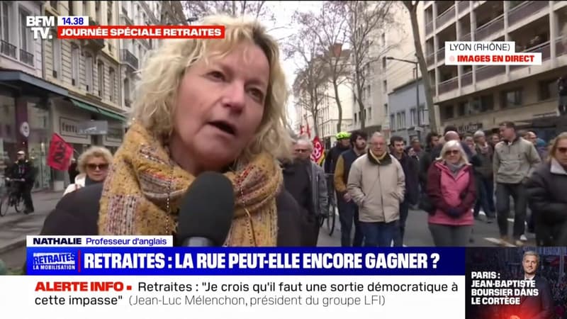 À Lyon, Nathalie manifeste contre la réforme des retraites qu'elle juge 