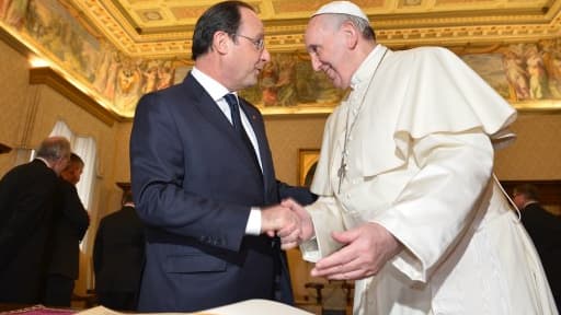 Le président français et le pape se sont entretenus "cordialement" au Vatican.