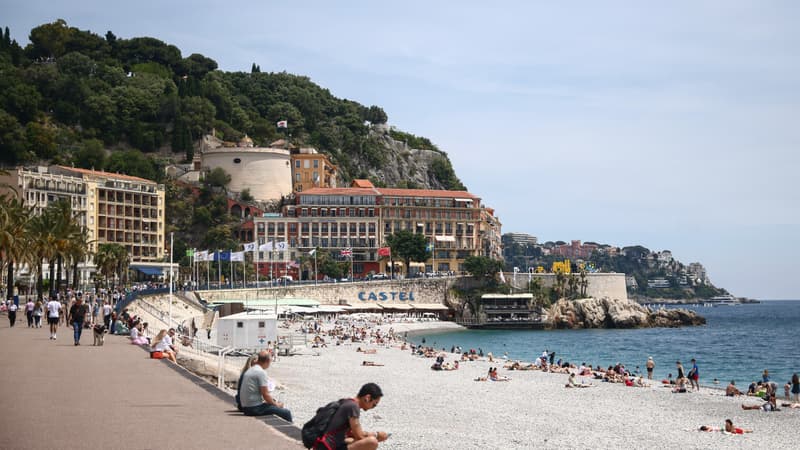 "Profondément troublant d'en voir un nombre croissant profiter des stations balnéaires européennes": plusieurs pays parmi les Vingt-Sept (mais pas la France) veulent restreindre l'accès des touristes russes à l'UE