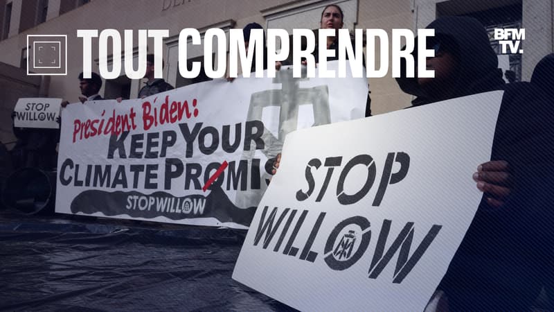 Des activistes organisent une manifestation pour exhorter le président Biden à rejeter le projet Willow devant le ministère américain de l'Intérieur, le 17 novembre 2022 à Washington, DC.