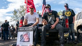 Des membres des Proud Boys à Portland, en Oregon, en septembre 2020.