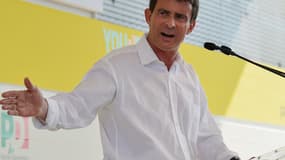 Manuel Valls estime que le FN est aux portes du pouvoir en France.