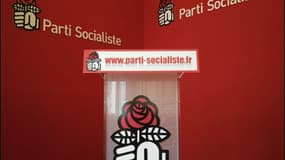Les socialistes donnent rendez-vous en 2012 pour la "règle d'or"