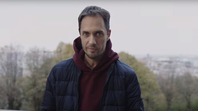 Grand Corps Malade dans le clip de "Pas essentiel"