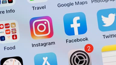 Les applications Facebook et Instagram sur un smartphone.