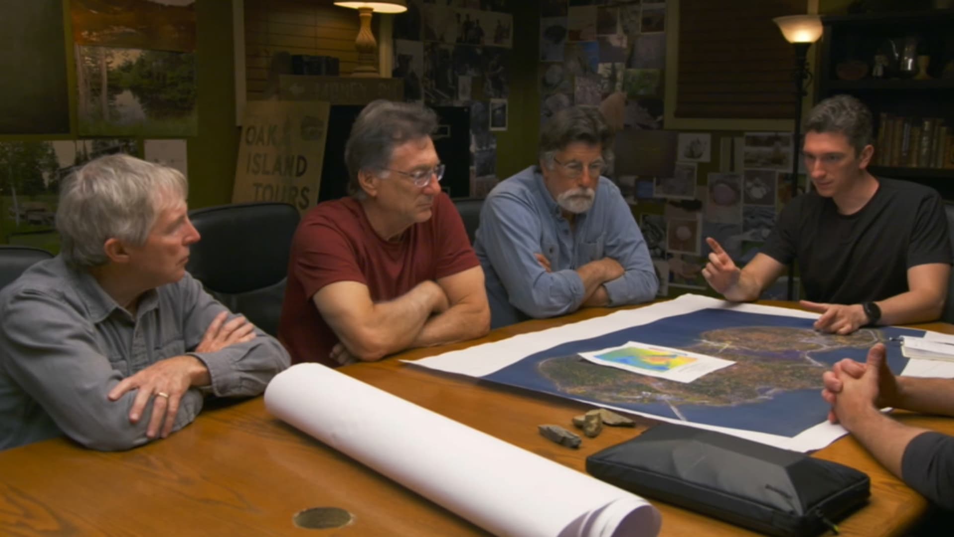 LE MYSTÈRE D'OAK ISLAND : LA COURSE AU TRÉSOR