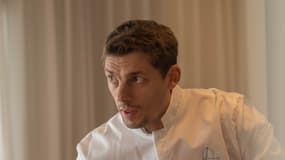 Lundi 18 mars, Fabien Ferré est devenu le plus jeune chef triplement étoilé de l'histoire pour sa cuisine proposée dans son restaurant La Table du Castellet. 
