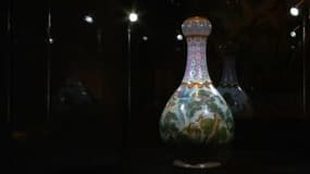 Un vase chinois vendu 16,2 millions d'euros aux enchères