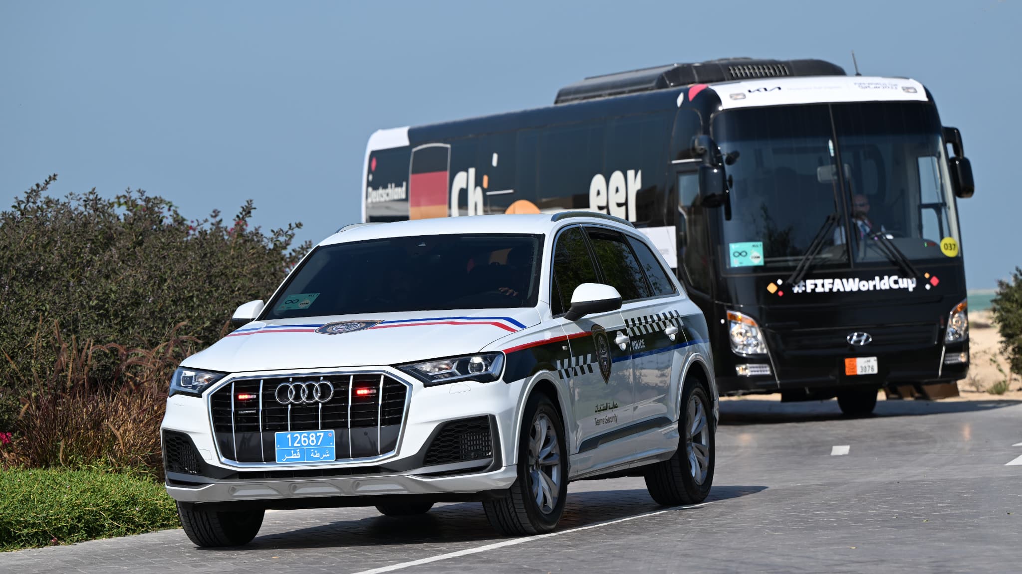 Le car de la sélection allemande quitte l'hôtel pour l'aéroport ce vendredi matin