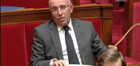 Quand Cazeneuve se moque de Sarkozy à l'Assemblée Nationale