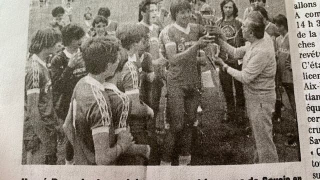 Hervé Renard et la coupe de Savoie 82 (Minimes) article du Dauphiné Hervé Renard et la coupe de Savoie 82 (Minimes) article du Dauphiné