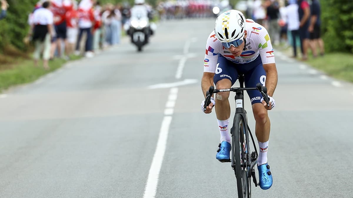 Tour de France 2026: Bernaudeau dévoile la compo de TotalEnergies et s'en prend au 