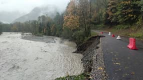 La RD16 en amont de Lachaup, après le passage de la tempête Aline le 20 octobre 2023. 