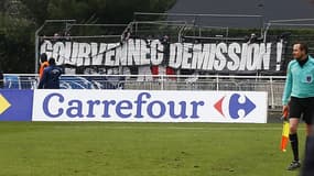 Une banderole "Gourvennec démission" déployée à Granville