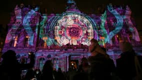 Projections lumineuses sur le musée d'Art moderne de Lyon pour la Fête des Lumières, le 8 décembre 2021