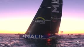 Les images de l'arrivée de Charlie Dalin aux Sables-d'Olonne le mardi 14 janvier 2025