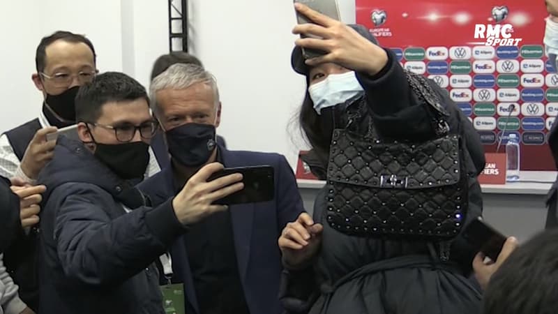 Kazakhstan-France : Scène insolite, les journalistes locaux demandent un selfie à Deschamps