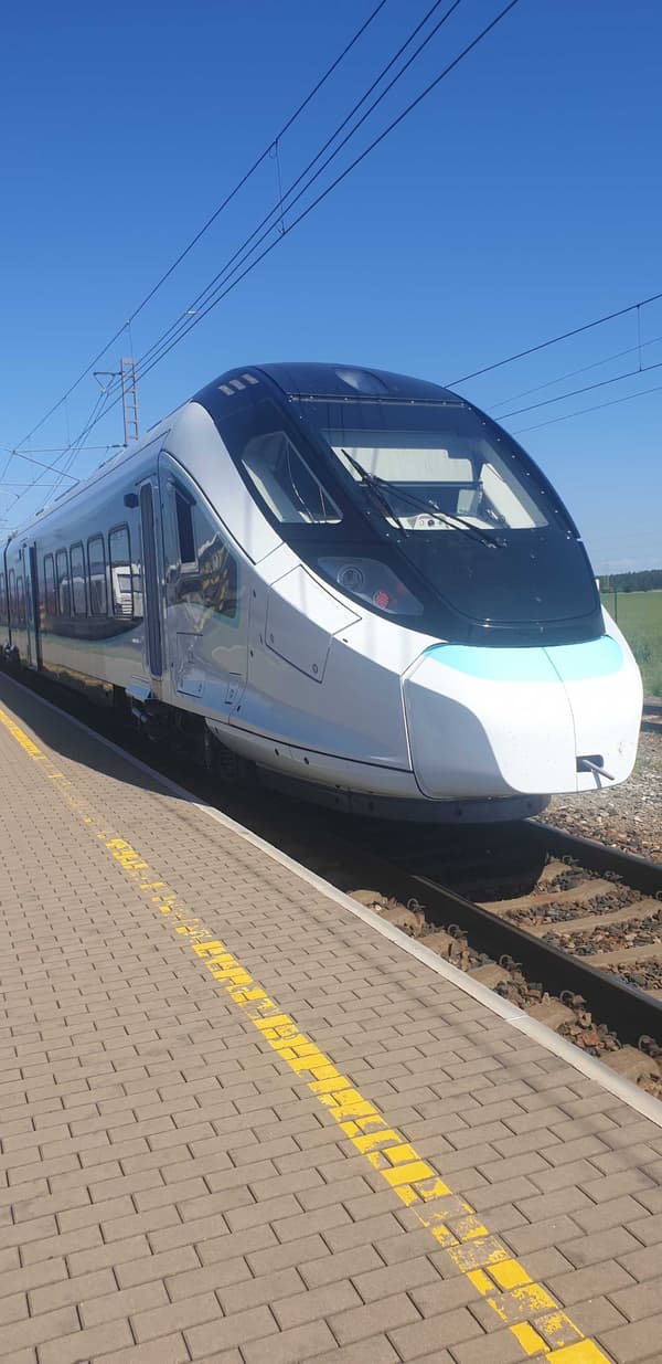 Le nouveau train Oxygène pour les lignes Intercités Paris-Clermont et Paris-Toulouse