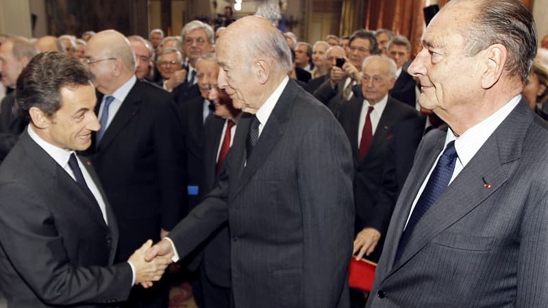 Nicolas Sarkozy ici avec Valéry Giscard d'Estaing et Jacques Chirac en 2010. Il s'agit des trois anciens chef de l'Etat encore en vie