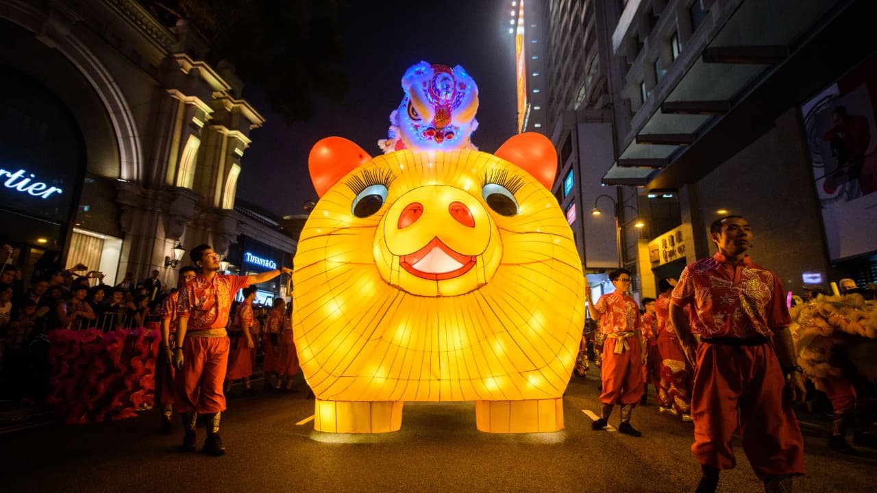 La parade du Nouvel An chinois à Hong Kong en février 2019, année du cochon La parade du Nouvel An chinois à Hong Kong en février 2019, année du cochon