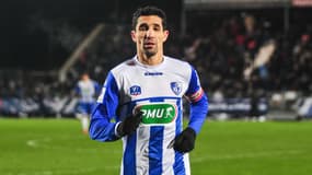 Nassim Akrour avec le maillot de Grenoble en 2015