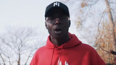 Ninho dans le clip de "Roro"
