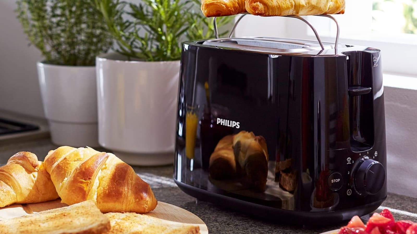 ENVIE DE TARTINES BIEN GRILLÉES ? CE GRILLE-PAIN À MOINS DE 20 EUROS EST AUSSI JOLI QU'UN SMEG