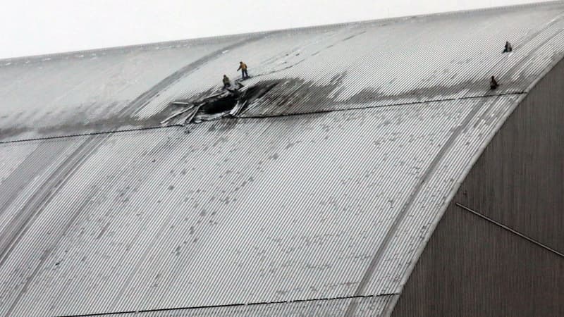 Un drone russe avait perforé le sarcophage de Tchernobyl: sa réparation va coûter "aux alentours de 500 millions d'euros" pour contenir la radioactivité