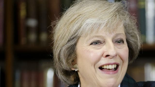Theresa May a dévoilé son gouvernement peu après son investiture