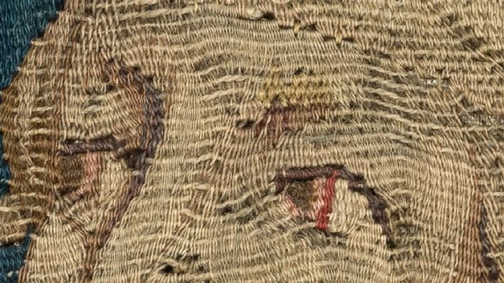 Détail de la tapisserie de l'Apocalypse exposée au château d'Angers. Détail de la tapisserie de l'Apocalypse exposée au château d'Angers.
