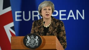 Theresa May donne une conférence de presse sur le Brexit à Bruxelles, le 14 décembre 2018