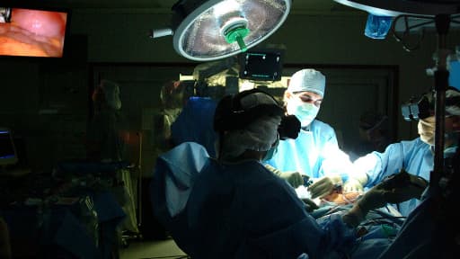 En France, les patients sont bien traités, quel que soit leur milieu social.