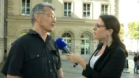 Claude Mandart, coordinateur CFE-CGC, au micro d'Isabelle Gollentz