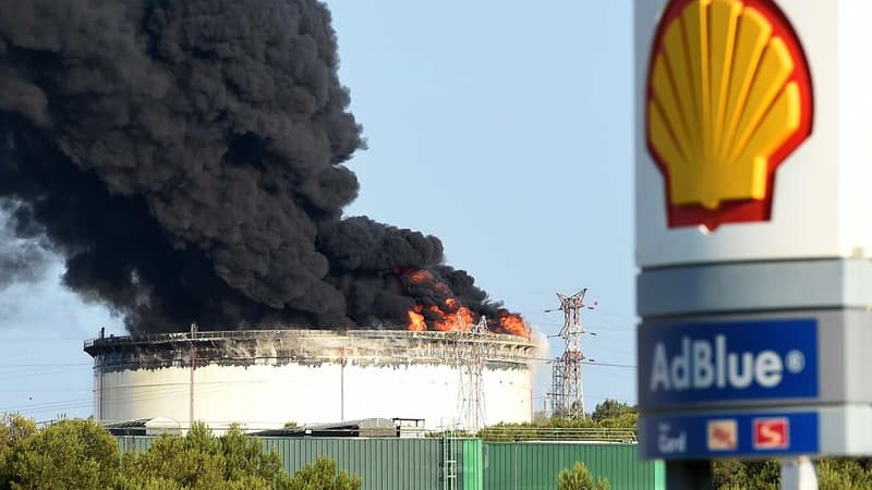 Le site pétrochimique de Berre l'Etang, classé Seveso et touché par des explosions criminelles