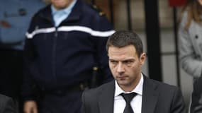 Jérôme Kerviel a assigné jeudi la Société générale devant les prud'hommes à Paris pour contester son licenciement pour faute lourde, un combat qu'il mène désormais avec le soutien de personnalités de gauche, dont Jean-Luc Mélenchon. /Photo prise le 24 oct