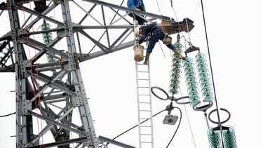 Les tarifs réglementés sont fixés par la Commission de régulation de l'énergie.