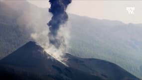 Après une brève interruption, le Cumbre Vieja recrache à nouveau des cendres et de la lave aux Canaries