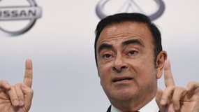 Nissan a accusé Carlos Ghosn d'avoir "pendant de nombreuses années déclaré des revenus inférieurs au montant réel", selon les résultats d'une enquête interne.
