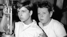 Tommy Rettig (à gauche) et Joey D. Vieira (à droite) dans la série "Lassie" en 1956
