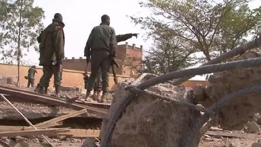 Reportage à Konna, désertée par les islamistes.