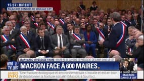 Grand débat: Emmanuel Macron évoque "une fracture sociale et territoriale"