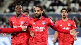Jason Denayer avec l'OL