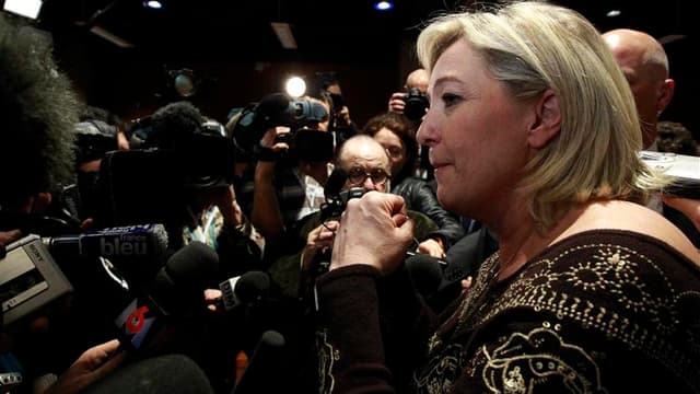 Marine Le Pen a annoncé le lancement prochain d'une procédure judiciaire pour "tromperie sur la marchandise" visant la viande halal. La candidate du Front national à l'élection présidentielle, qui tient une convention à Lille ce week-end, a affirmé à la t