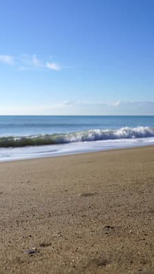 Pollution: une plage sur cinq est à éviter en France, d'après une étude