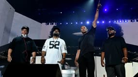 DJ Yella, Ice Cube, Dr Dre et MC Ren les membres de N.W.A réunis sur la scène de Coachella, pour la première fois depuis 27 ans.