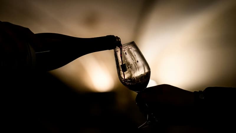 La consommation mondiale de vin et champagne a souffert de l'inflation en 2022