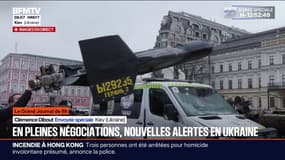 Guerre en Ukraine: à Kiev, le gouvernement expose les armes russes qui touchent la population
