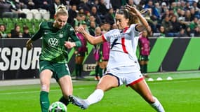 Ligue des champions féminine - Wolfsburg-PSG (4-0) - Sarai Linder et Jackie Groenen, le 8 octobre 2025